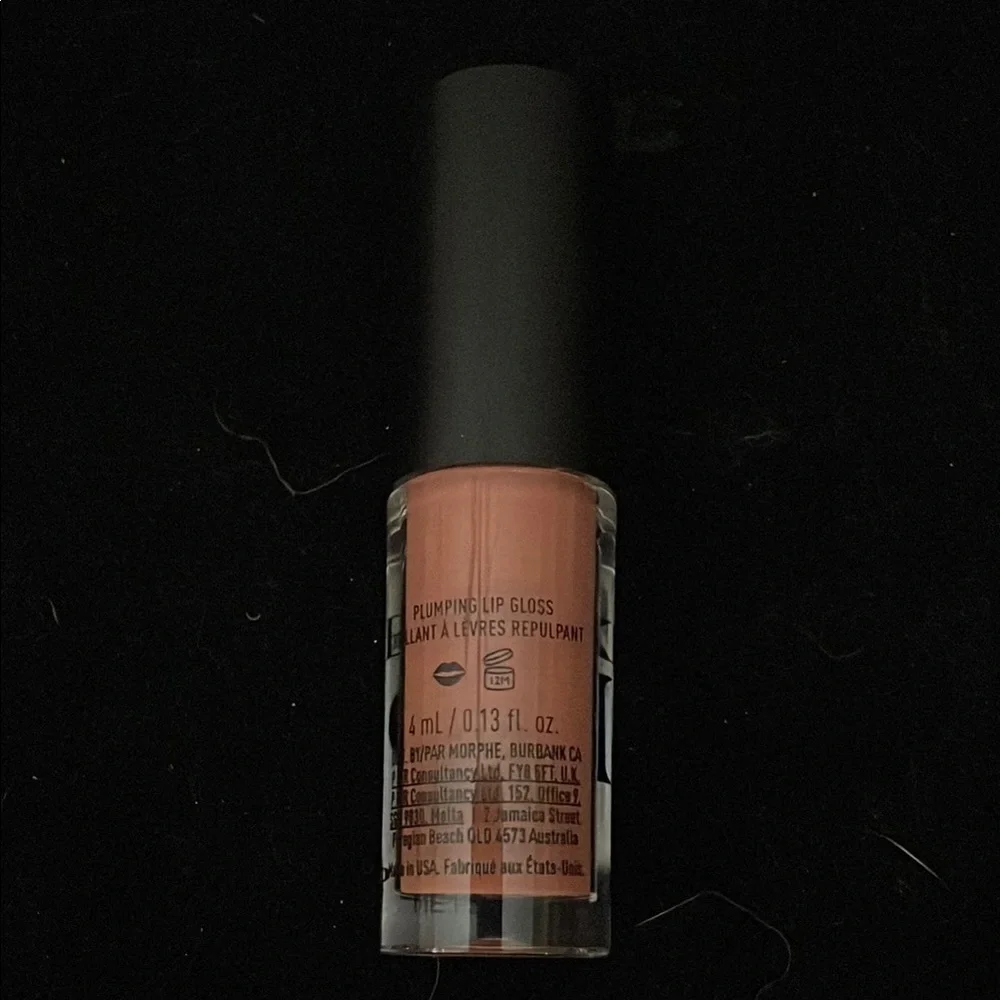 Morphe Make It Big Lip Gloss in color natural born kisser ￼